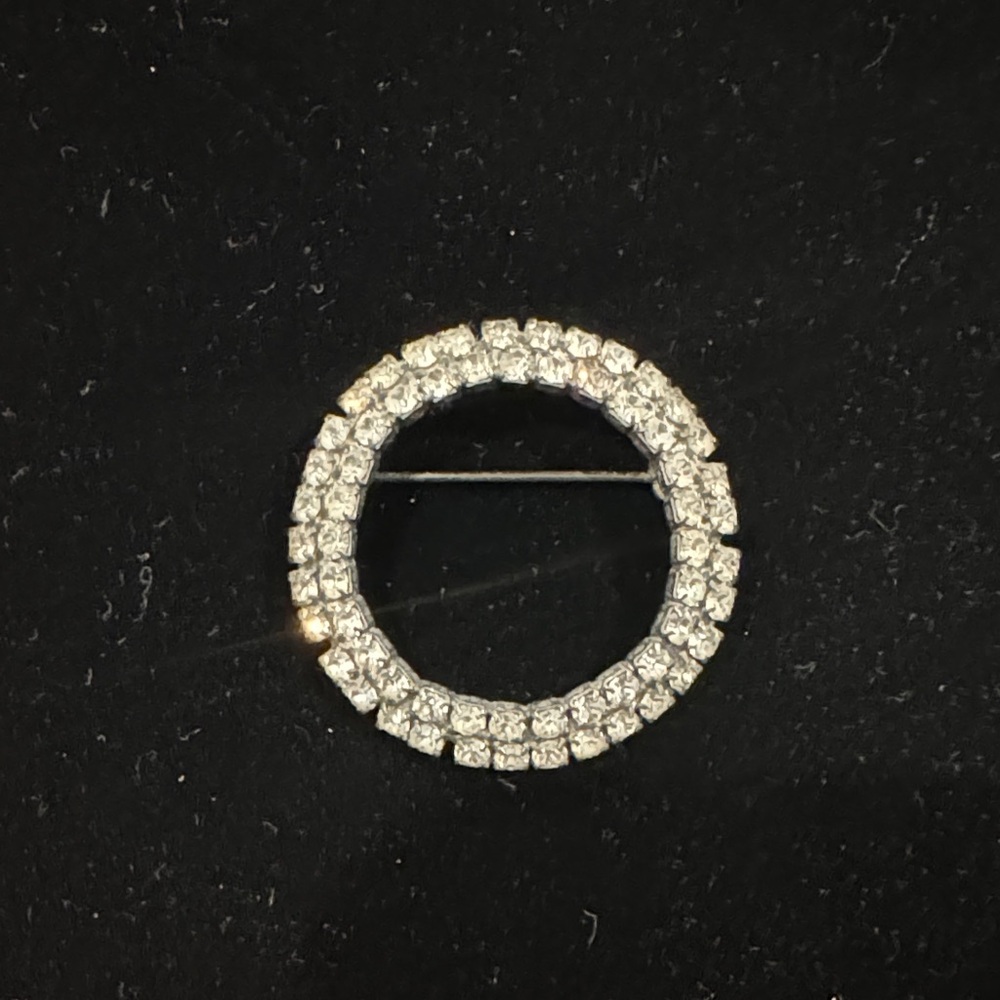 Vintage Silver Rhinestone Circle Brooch